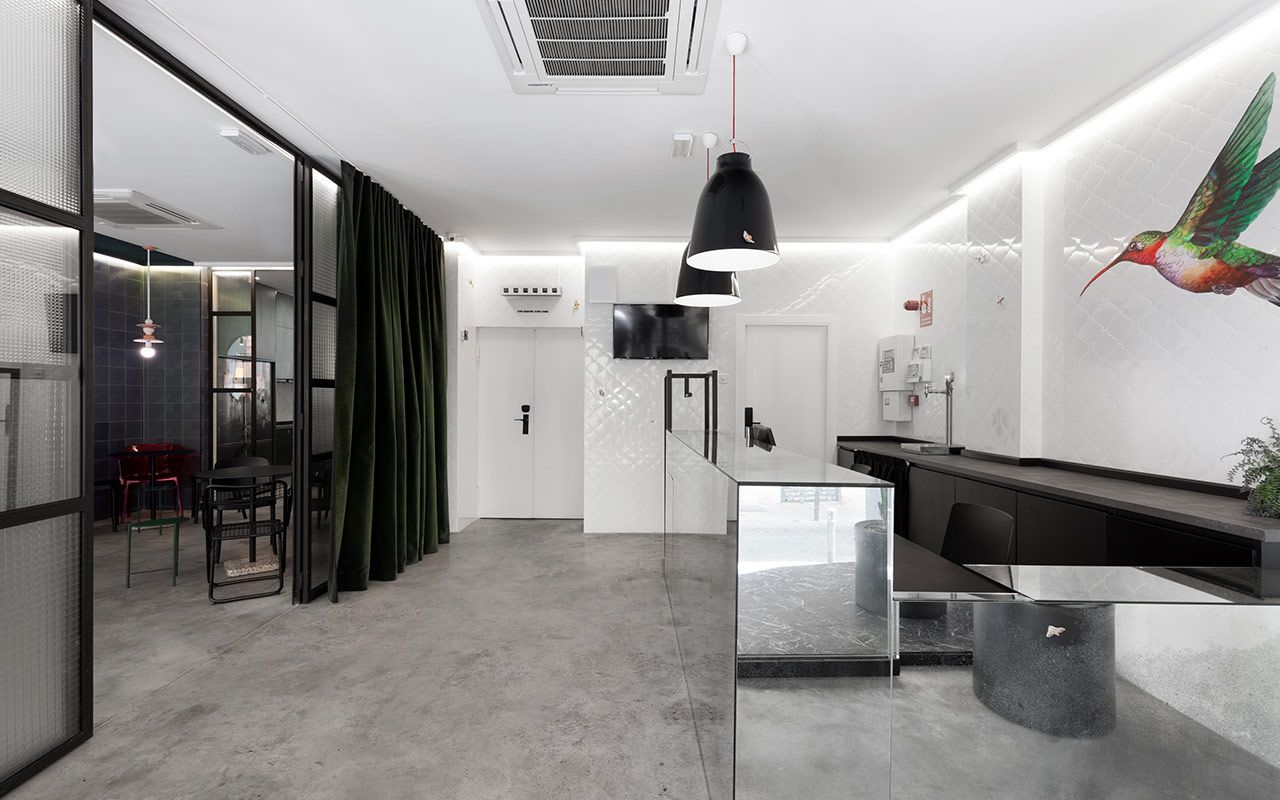 Lobby_wannaone_2060_hostel_market